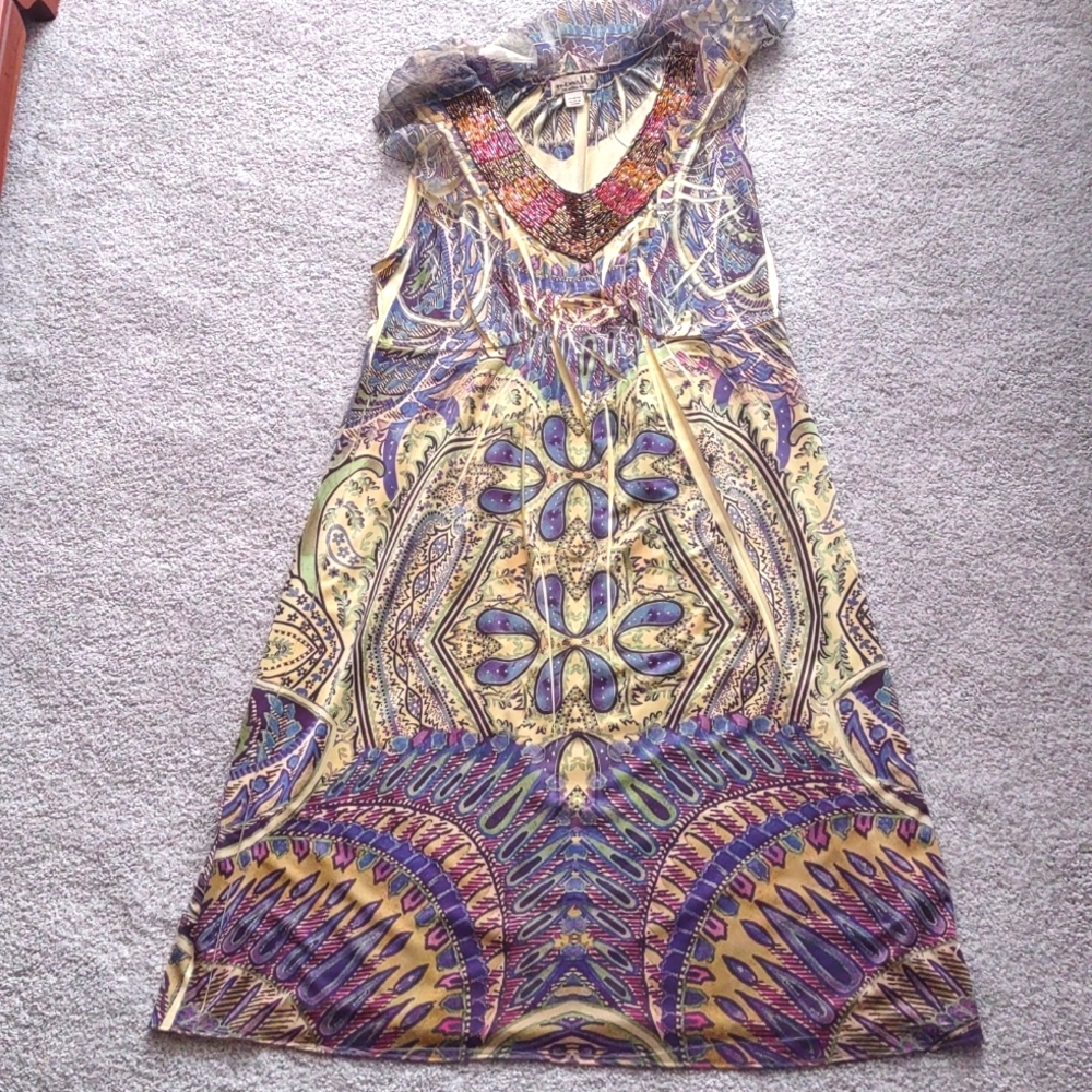 Sleeveless dress